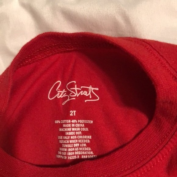 City streets Tshirt size 2t - Picture 2 of 3